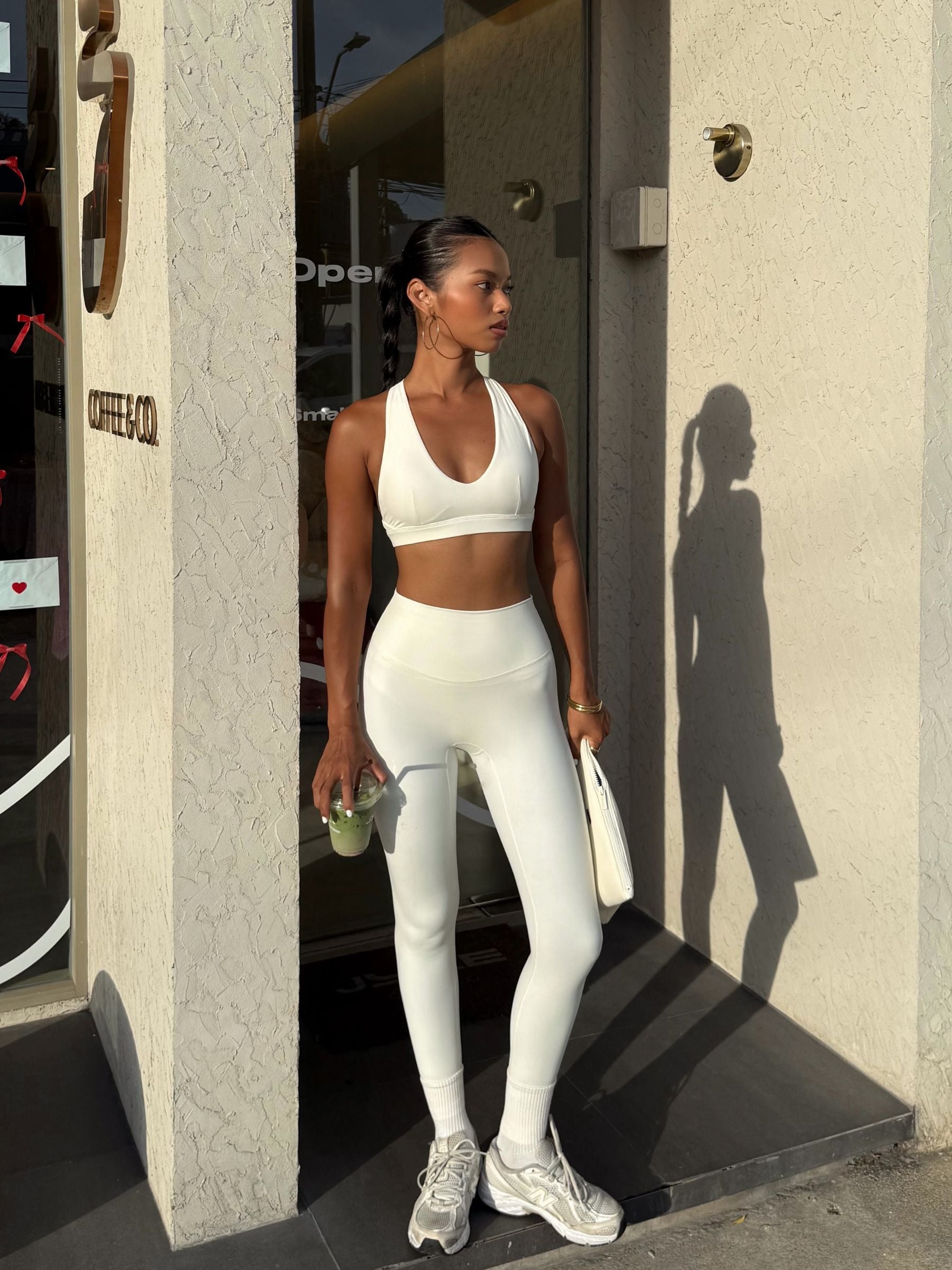Aura V-Waist Leggings - Cream