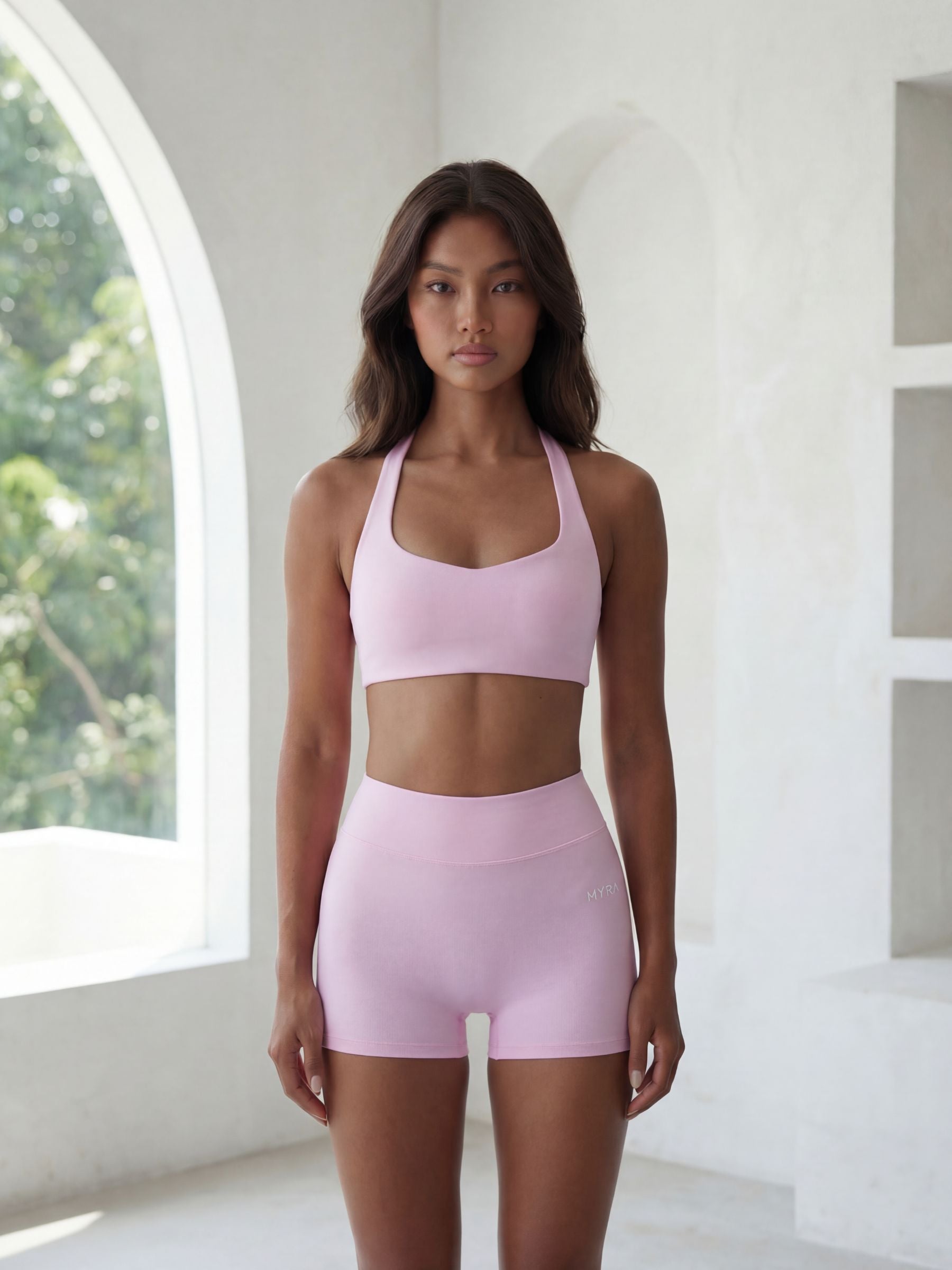 Aura Invisible Scrunch Shorts - Pink